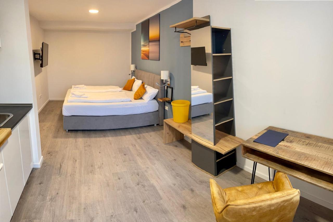 Aparthotel Neumuenster City Exterior photo